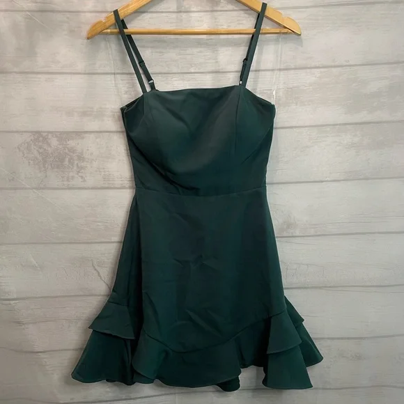 Dear Moon Sleeveless Square-Neck Tie-Back Ruffle-Hem Scuba Dress Green Size 5 - Picture 2 of 9